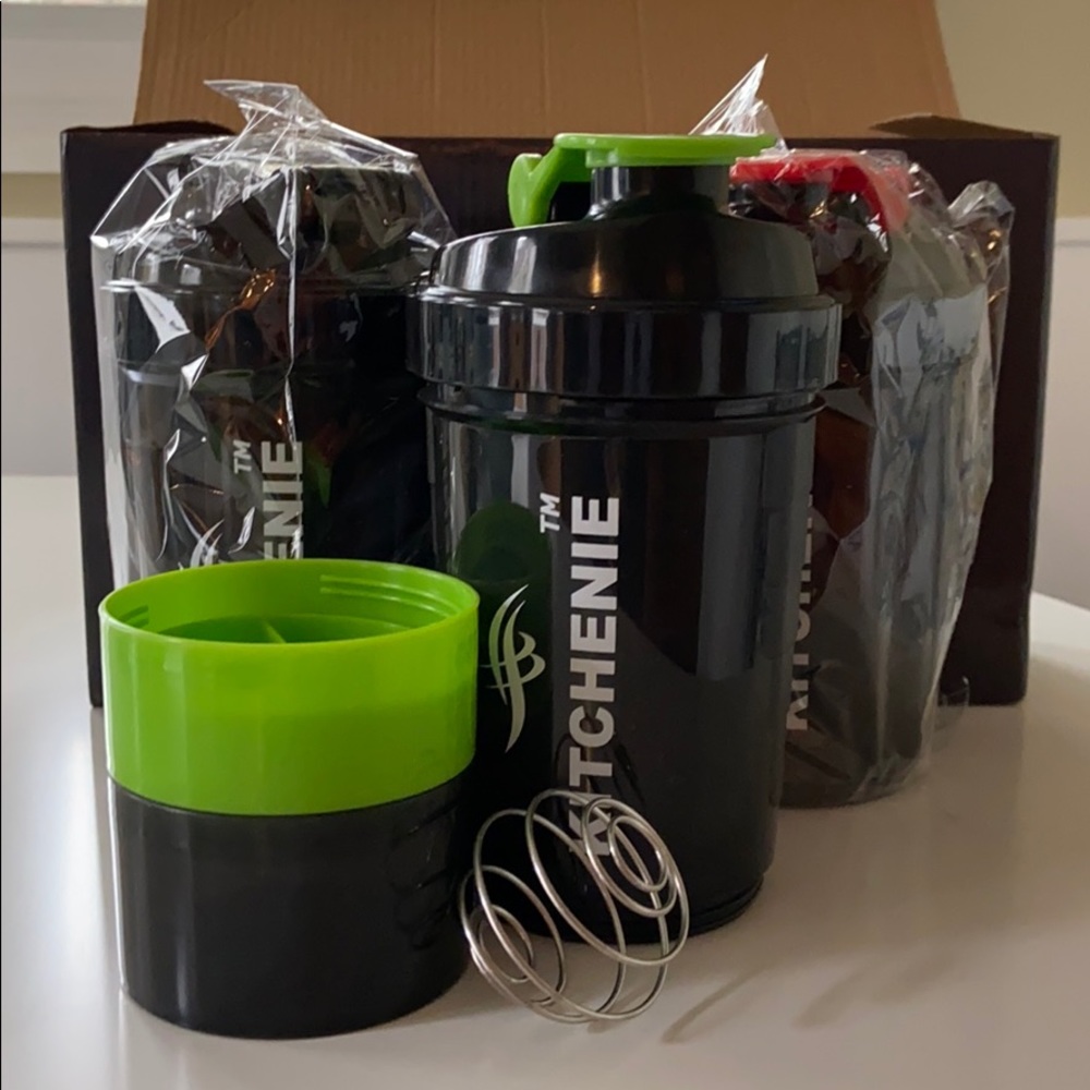 Kitcheline Shaker Bottles (3)
